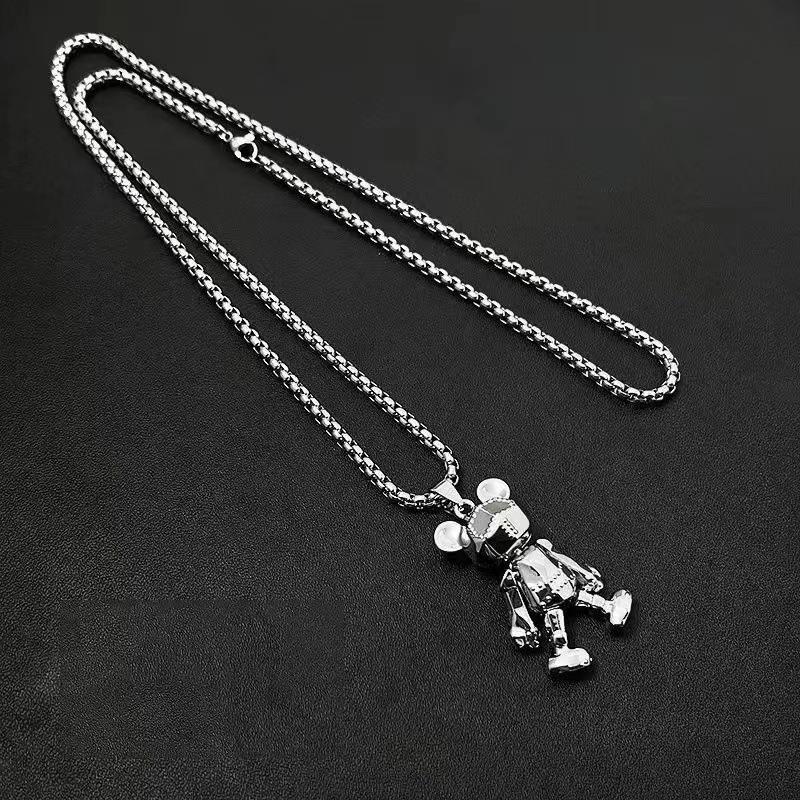 Movable Teddy Bear Necklace: Trendy Hip Hop Punk Couple Sweater Chain Pendant Jewelry