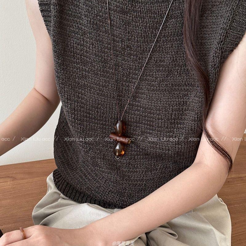 Retro Chinese Style Circle Pendant Necklace for Women - Light Luxury Sweater Chain, Autumn/Winter Accessory