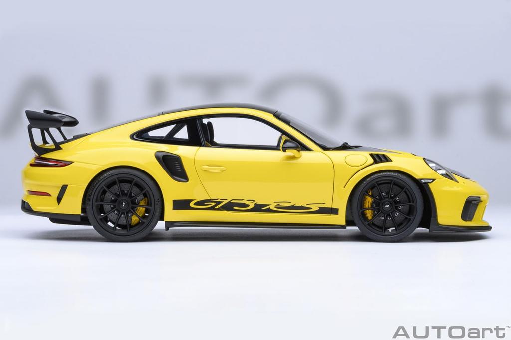 AUTOart Porsche 911 GT3 RS Weissach Package Finished Model 78178 1/18 (991.2) (Yellow/Carbon Black)