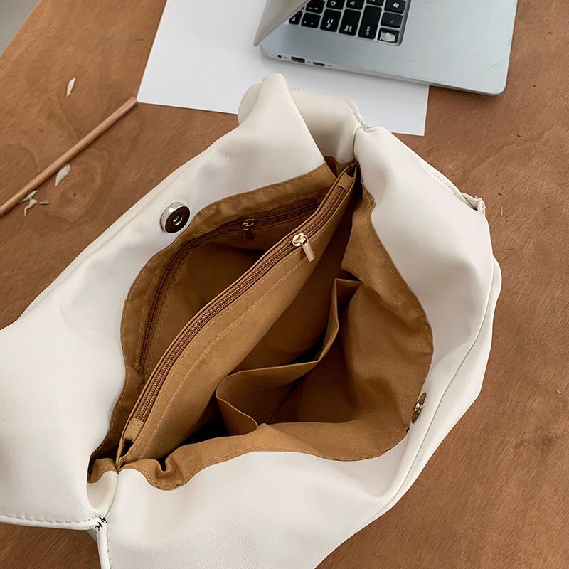 New Trend Shoulder Bags For Women Ladies Handbags Fashion Female Tote Bags Simple Commuter Soft Leather Underarm Bags