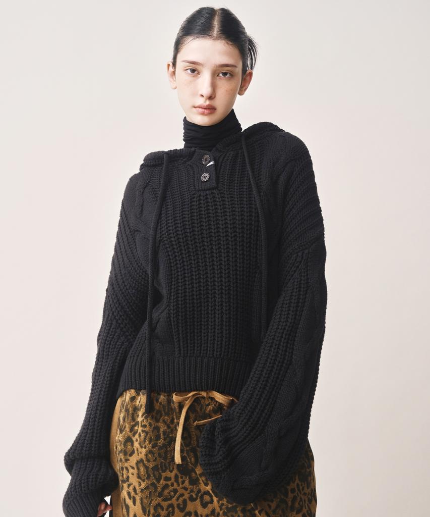 Nigaennikol Cozy Button Cable Hoodie Knit_Black
