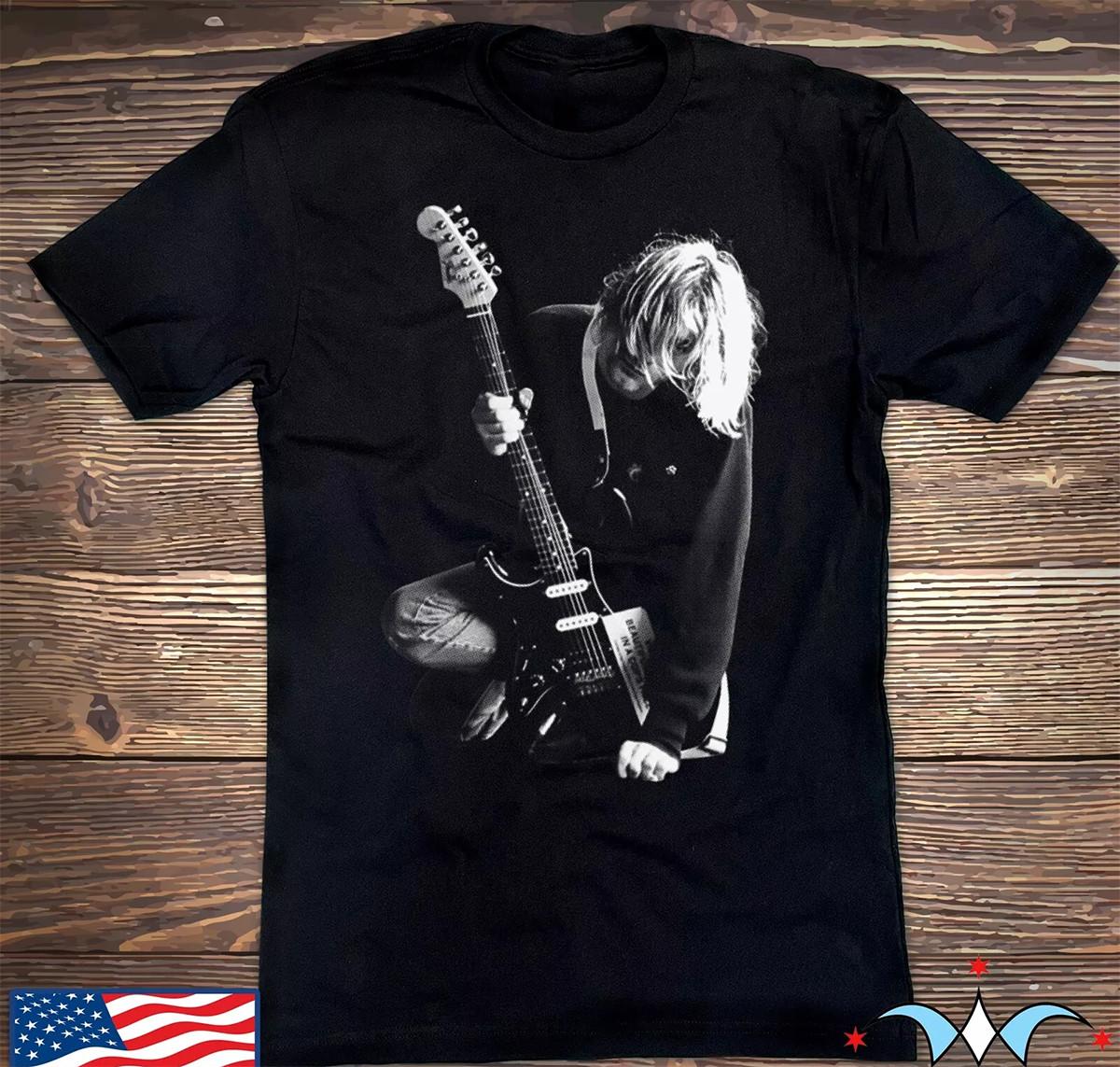 26 LOT NIRVANA KURT COBAIN LIVE IN CONCERT T-SHIRT Black S-5XL DO278 Unisex T-Shirt XXL