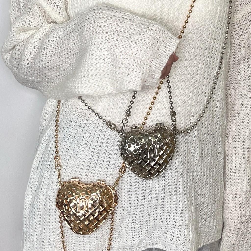 Heartshaped Metal Mini Bag With Chain Strap For Daily Fashion And Elegant Look