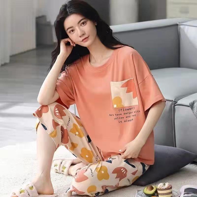Korean Style Women's Summer Pajama Set – Imitation Cotton, Short Sleeve, Capri Pants, Thin, Cute, Plus Size