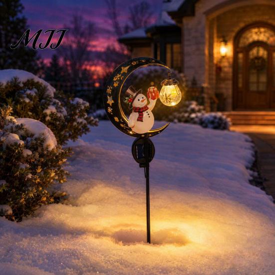 Solar Pathway Light Snowman Garden Stake Light, Powered Crescent Moon Lamp, Holiday Landscape Decor for Warm Glow Waterproof Christmas