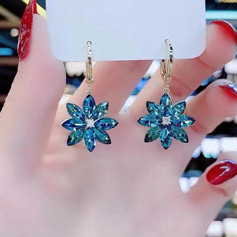 Fashion Geometric Bow Flower Pearl Earrings Women'S Premium Versatile Small Fragrant Wind Earrings