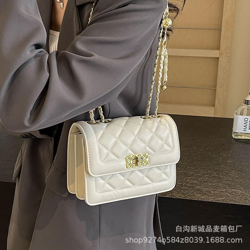 This Year's Popular Diamond Chain Small Bag Women's 2025 New Trendy Temperament Shoulder Bag Foreign Style Messenger Small Square Bag