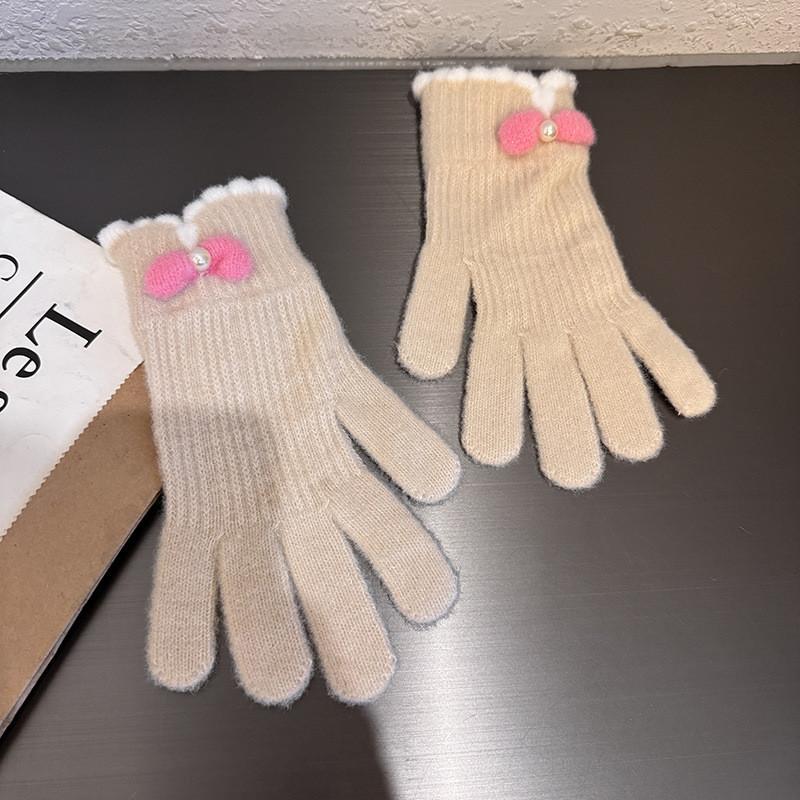 

Stylish Butterfly Bow Touchscreen Gloves For Winter Warmth Fashionable Knit Accessory For Women Beige