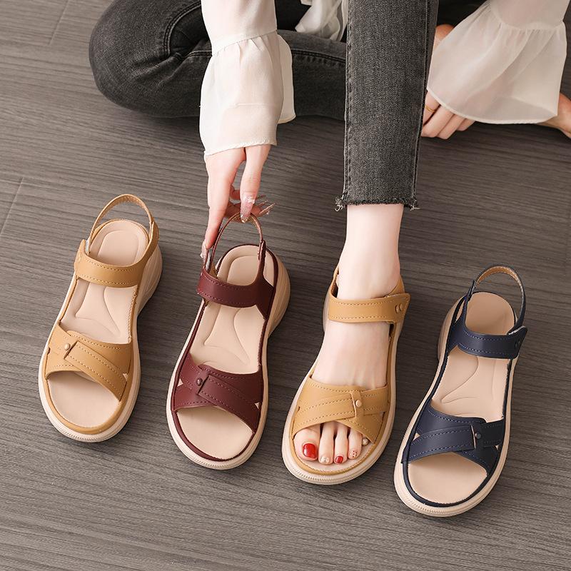 Casual Versatile Sports Sandals, New Style, Heightening Beach Women's Shoes