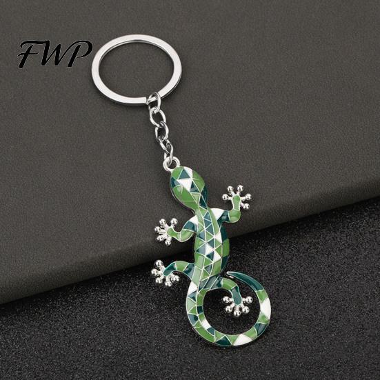 Zinc Alloy Keychain Pendant Geometric Pattern Imitation Gecko Design Oxidation Resistant Key Chain Electroplated Holder Backpack Car Accessory Keyring