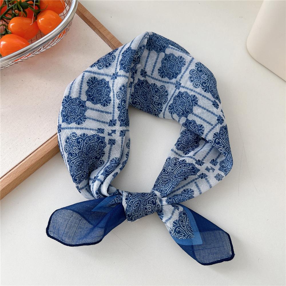 Fashion Women Printing Cotton Linen Small Square Scarf Scarf Women's Versatile Paisley Scarf Head Band Hair Accessories