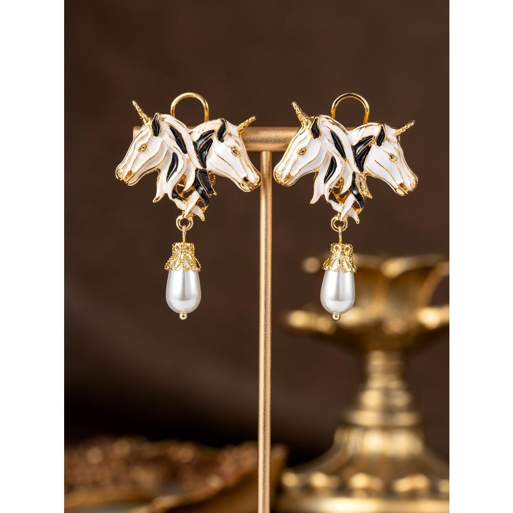 Enamel Relief National Style New Chinese Plum Blossom Earrings Medieval Vintage Gorgeous Retro Old Earrings