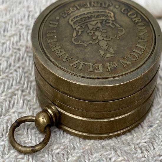 Brass Pocket Compass Royal Memorabilia Handmade Compass Sundial Queens Coronation Steampunk |