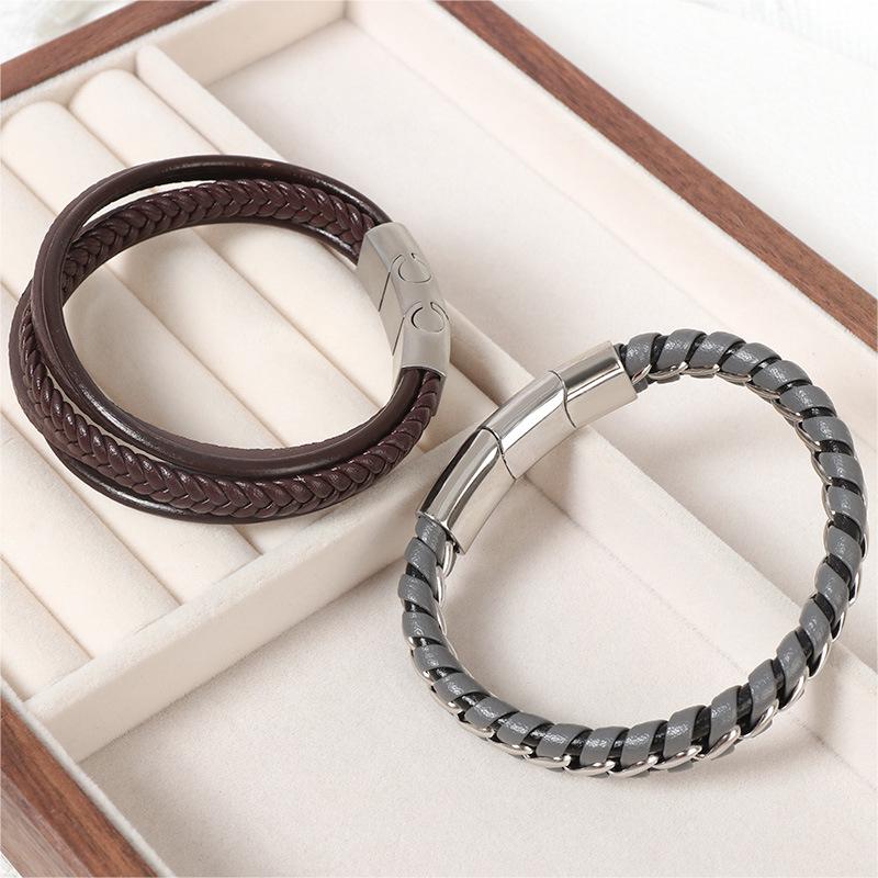 

Retro Stainless Steel & Leather Bracelet with Magnetic Buckle for Men
