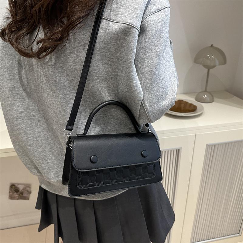 Fashionable Checkered Women's Bag New High quality Niche Crossbody Bag Fashionable Commuter Shoulder Bag Small Square Bag