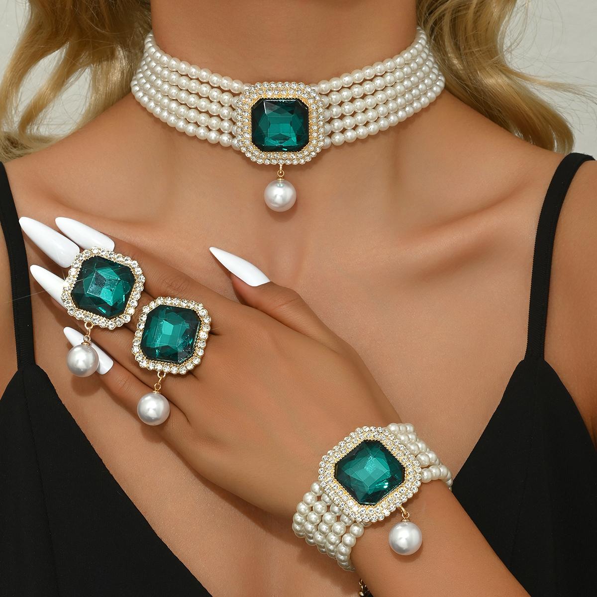 

Женская мода Легкая роскошь Короткий стиль Имитация циркона Стразы Ожерелье Серьги Браслет Набор с цирконом Вечеринка Фестиваль Подарок