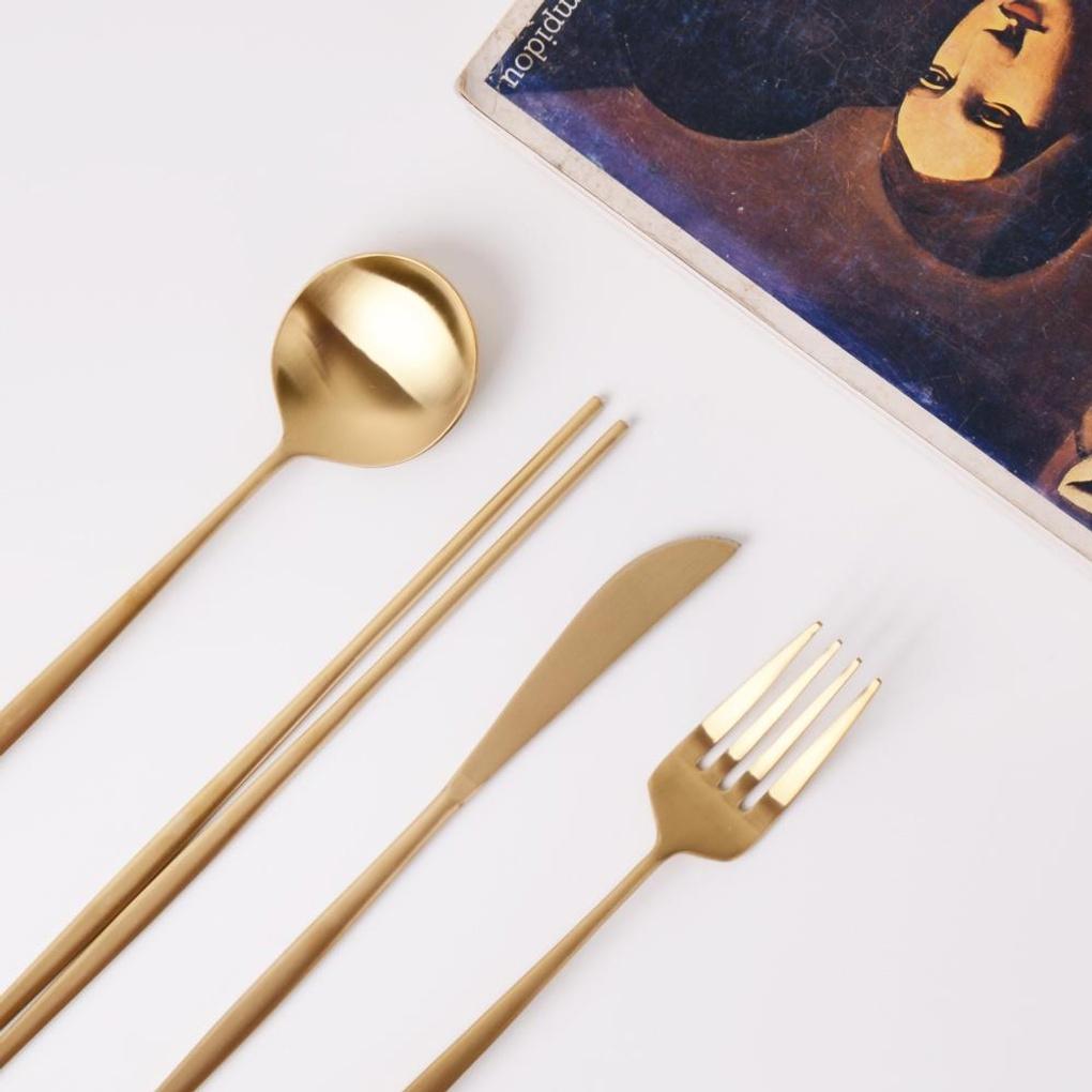 

Набор столовых приборов Avella Premium глянцевого и матового золотого цвета: Ложка, Вилка, Палочки для еды и Нож