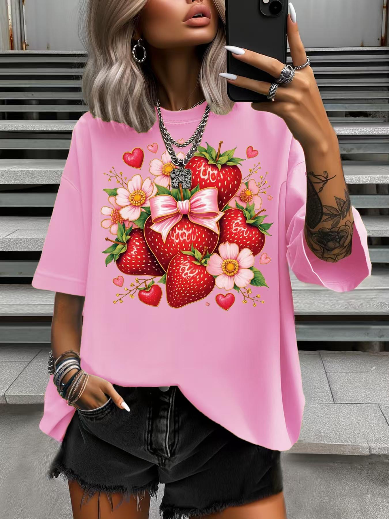 

Модна літня жіноча футболка великого розміру з принтом квітів та полуниці, жіночі повсякденні топи з круглим вирізом та коротким рукавом 3XL рожевий