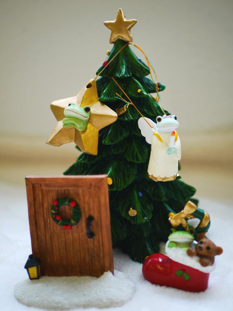 Daikai Kopo Christmas Ornament Star Width x Depth x Height 6.1 2.4 5.7cm