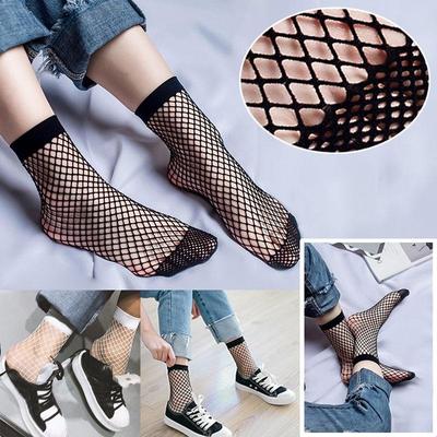 Mode Sexy Kurze Wilde Waden Netzsocken Damen Accessoires Schwarz Weiß Hohle Netzstrümpfe