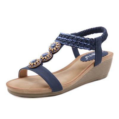 Europäische und amerikanische Mode Holzperlen Strass böhmischen Hangabsatz bequeme Sandalen in Übergröße für Frauen