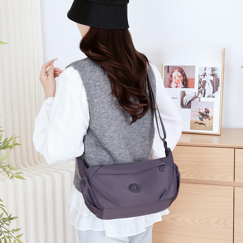 Water-Resistant Nylon Handbag Women's Lightweight Multi-Compartment Large Capacity Shoulder Bag