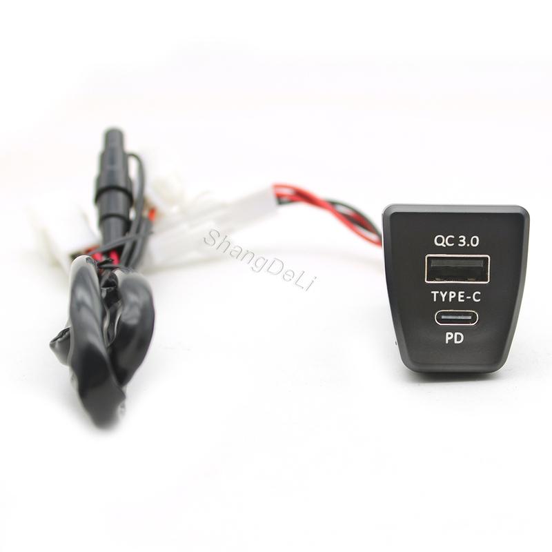 Car Charger TYPE-C PD QC3.0 USB Dual Socket Phone Charger Interface Adapter For Toyota RAV4 Rav4 XA50 2019 2020