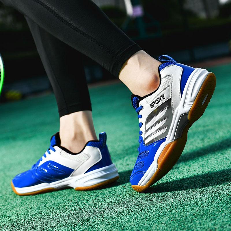 38-48 Table Tennis Shoes Training Shoes Men's Super Lightweight Badminton Shoes Large Size Ultra-lightweight Non-slip Resistance Golf Shoes