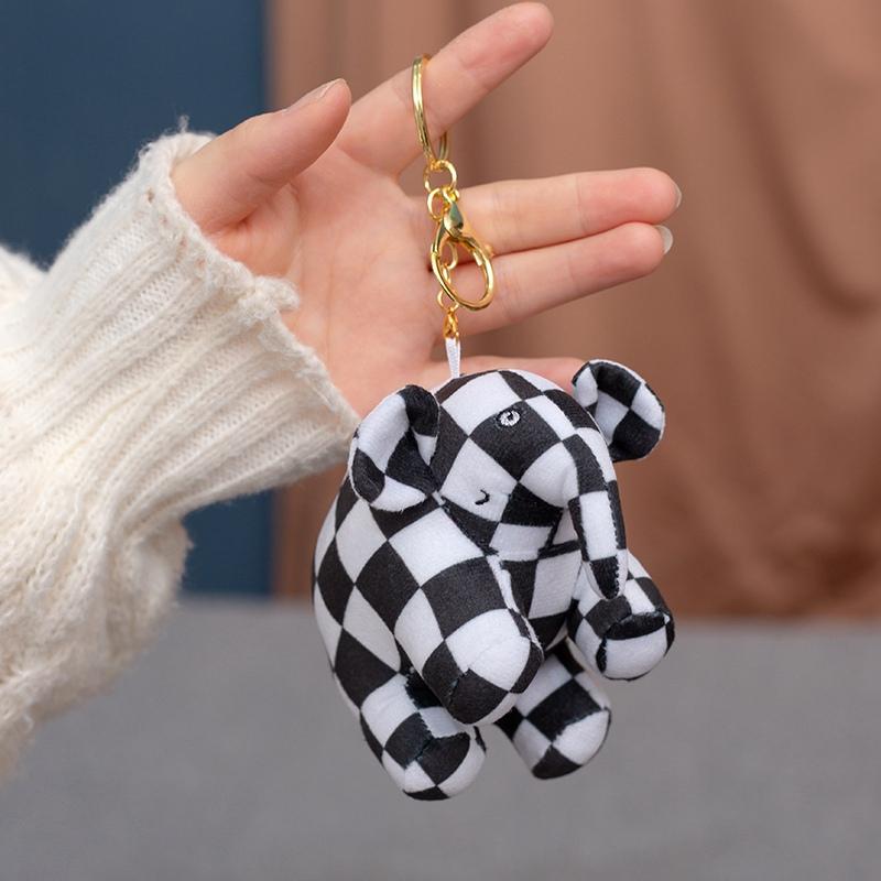 Mignon Dessin Animé Anime Elmer L'Éléphant Figurine Jouet en Peluche Éléphant à Carreaux Emma Peluches Poupée Oreiller Apaisant pour Enfants Cadeau d'Anniversaire see choose option