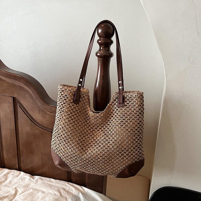 Popular Women's Bag Large-capacity Underarm Single-shoulder Bag Beach Vacation Handbag