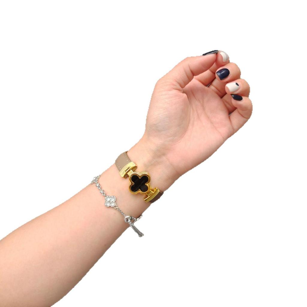 Genuine Leather Four-Leaf Clover Magnetic Buckle Watch Band for Apple Watch Series 6-11