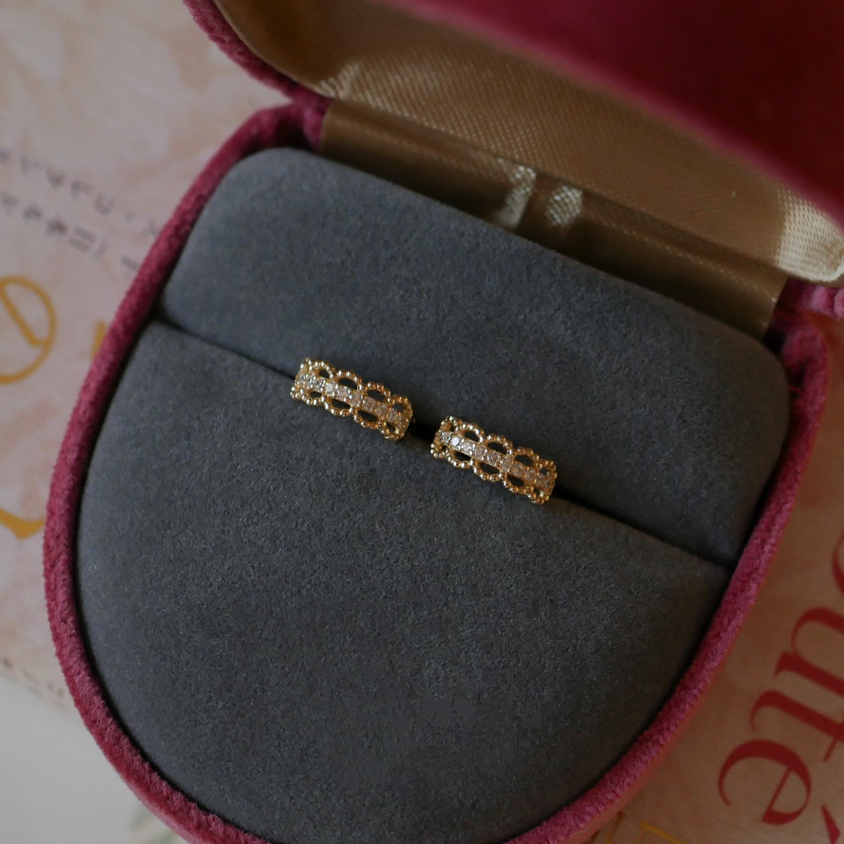 18K Gold-Plated S925 Silver Floral Lace Ear Cuff: Chic, Minimalist Small Earrings 18K Gold Pair