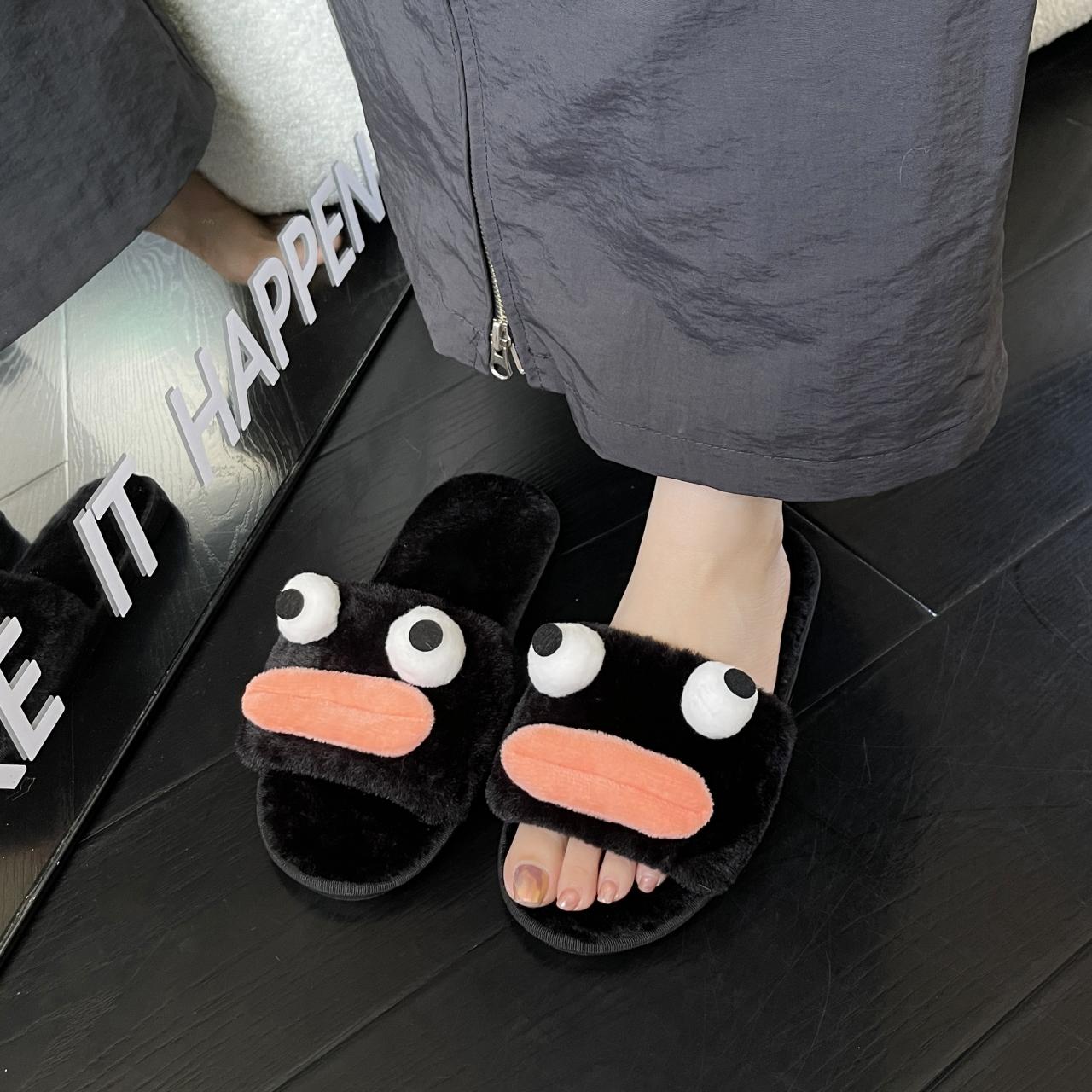 Модные зимние женские теплые и пушистые домашние тапочки из мультяшного хлопка с пушистым — фото 8