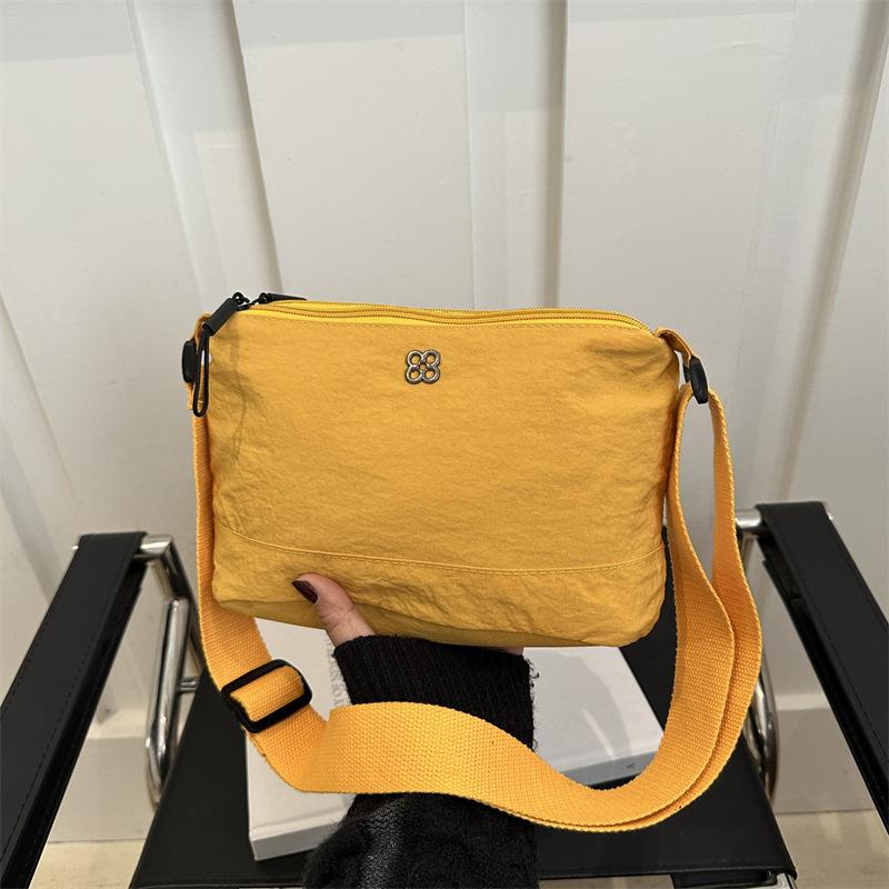

Легкие повседневные трансграничные модели, однотонная простая модная универсальная сумка через плечо, часто многослойная сумка-мессенджер жёлтый