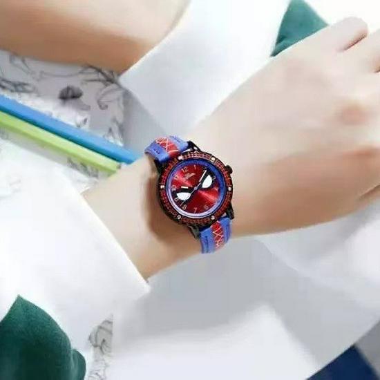 Marvel Kids' Spider-Man Cartoon Quartz Watch - Creative High-End Design for Students and Parties