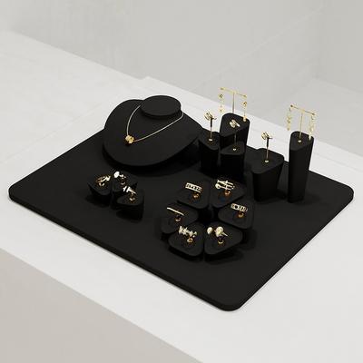 Creación de joyas – Estuches y exhibidores para joyería