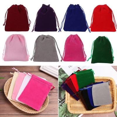 Ambalaj pentru cadouri
 – Saci de ambalare și organza