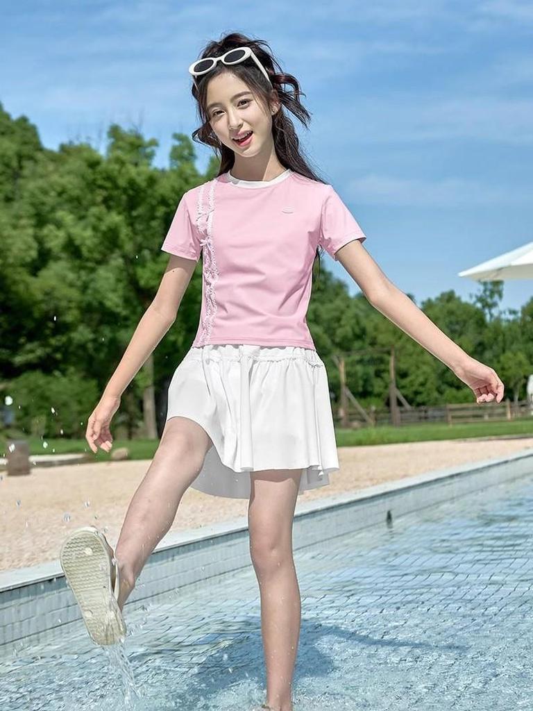 Girls' Junior High School Two-Piece Swimsuit with Chest Pads - Stylish Design for Medium and Large Children