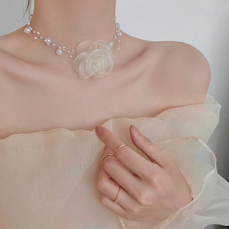 Mori super fairy pearl flower necklace women's new Internet celebrity collarbone chain collar