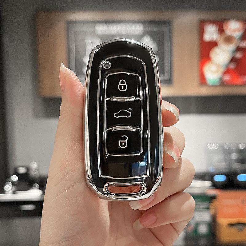 

Car Key Case for Geely Models: Galaxy, Emgrand, Xingyue, Boyue, Xingrui, BinYue, BinRui, Borui, X6 - Durable Shell & Secure Buckle
