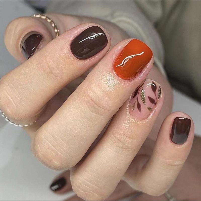 Fashionable Press On Nail With Sparkling Fall Leaves Design Reusable Artificial Nail For Daily Wear