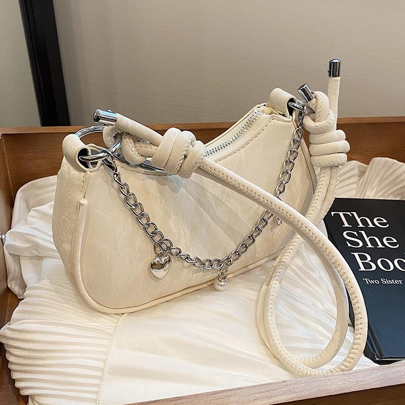 Small bag women's versatile new trendy fashion niche high-end messenger bag spring and summer armpit bag