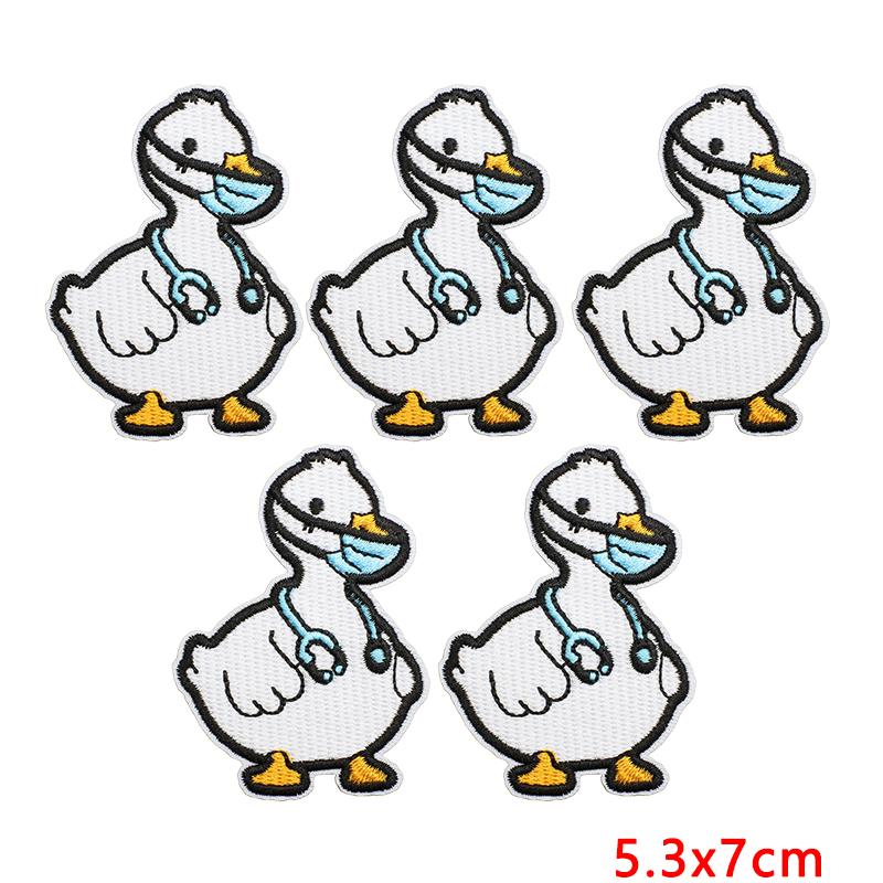 10pcs /Lots Cute Duck Embroidered Applique Cartoon Animal Duck Patch Iron On Patches For Clothing Decoration Diy Hats Bag Sticker