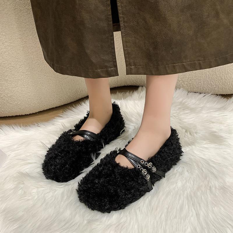 

French evening wind cross buckle Mary Jane cotton shoes women s 2025 autumn new wear comfortable and versatile Mao Mao shoes 35