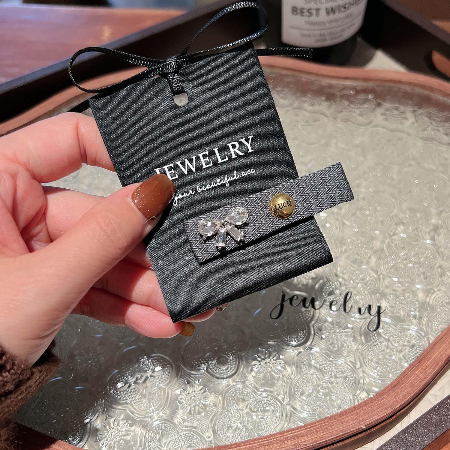 

Angora Red Bow Duckbill Hair Clip for Girls