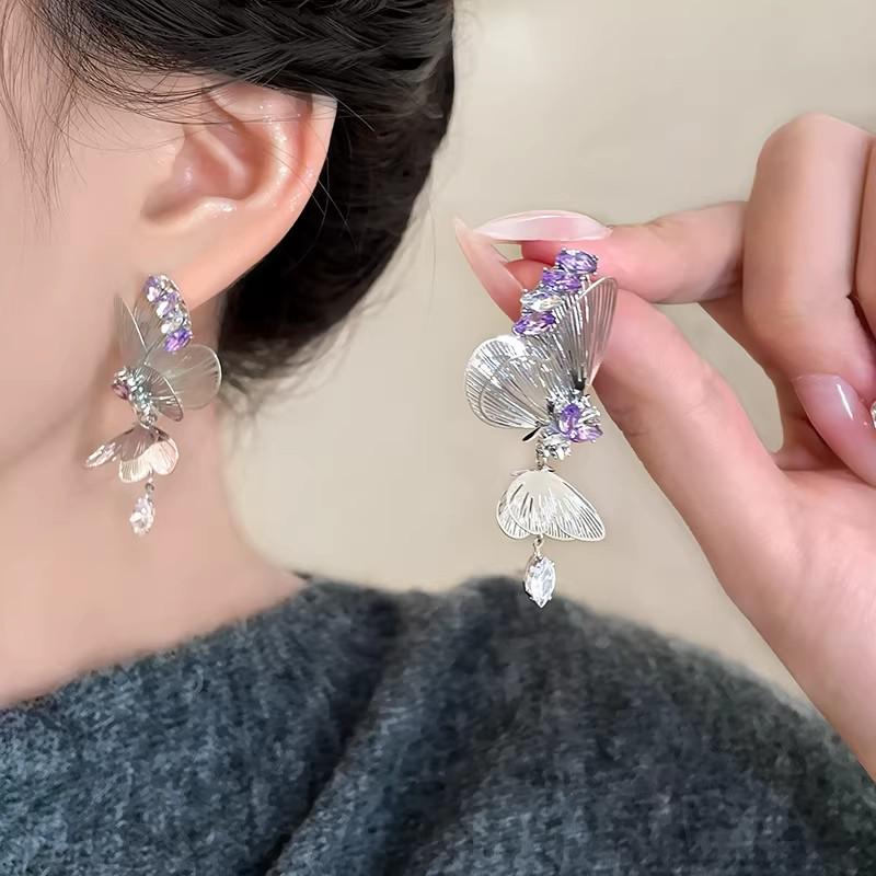 Spicy Girl Vibe: 2025 Sweet & Cool Niche Tassel Earrings - Chic & Slimming Long Design