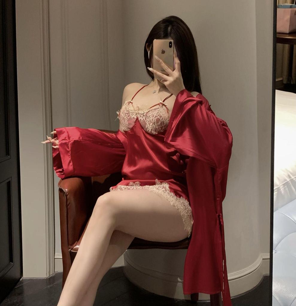 Exquisite Spitzenwäsche: Durchsichtiges Sexy Nachthemd