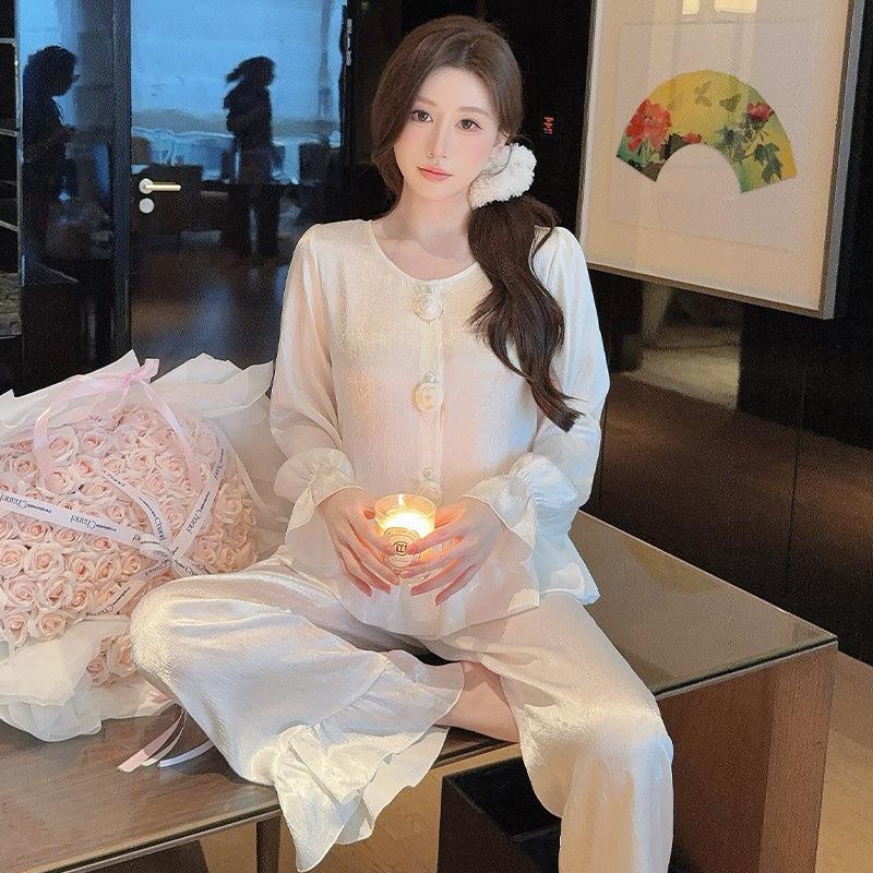 Summer ice silk pajamas women's thin, round neck lotus leaf edge sleeves lively and cute style youth homewear suit