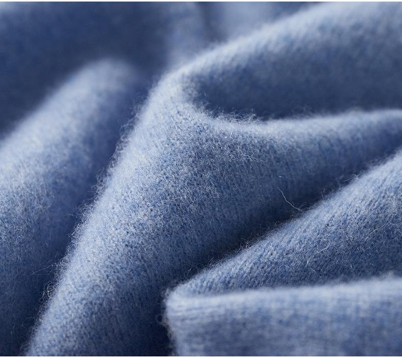 Men's Seamless Cashmere Sweater, Half-High Collar, Solid Color, Loose Fit, Plus Size, Base Layer for Autumn and Winter.