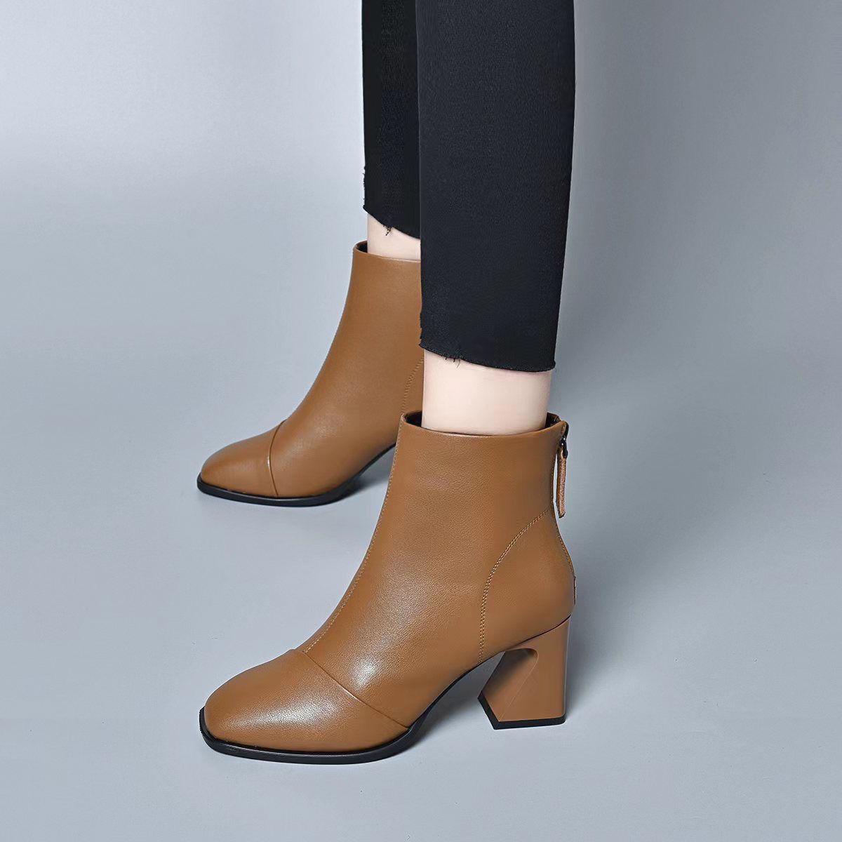 

Women s Chunky Heel Square Toe Ankle Boots - Versatile British Leather High Heel Martin Boots for Spring, Autumn, and Winter 2025. 35